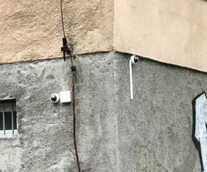Przerobili blok Macierewicza na twierdzę