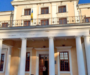 Ukraina