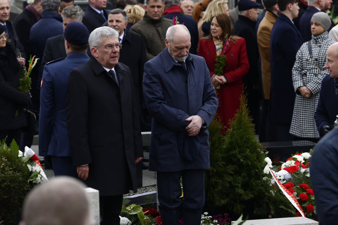 12. rocznica katastrofy smoleńskiej. Uroczystości na Powązkach Wojskowych