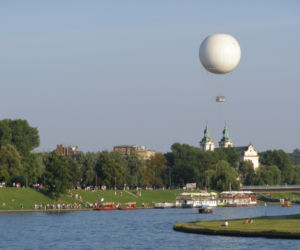 Zapomniana atrakcja Krakowa powraca. Balon widokowy wraca nad Wisłę!
