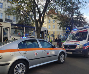 Zderzenie samochodu i tramwaju na ul. Krzywoustego