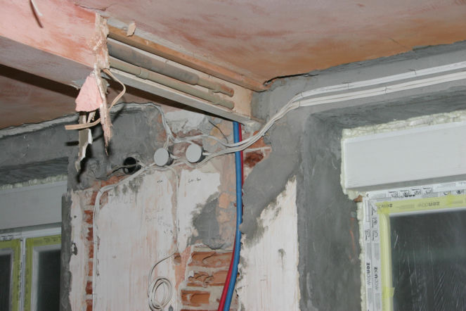 Remont domu to często także wymiana starej instalacji elektrycznej