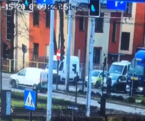 Jazda bez prawa jazdy i na czerwonym świetle. Policja wzięła pod lupę kierowców