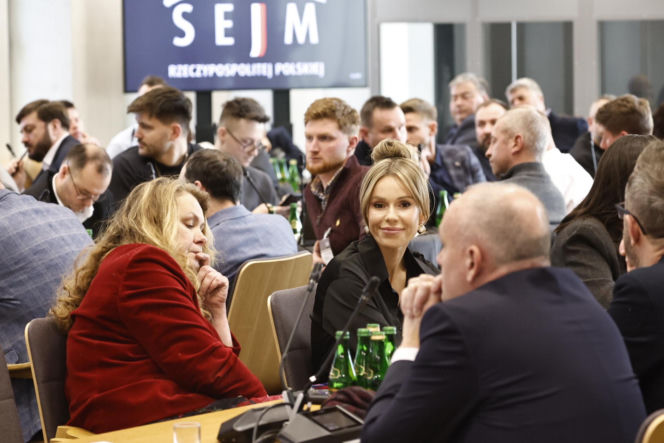 Doda i Małgorzata Rozenek-Majdan razem w Sejmie dla zwierząt