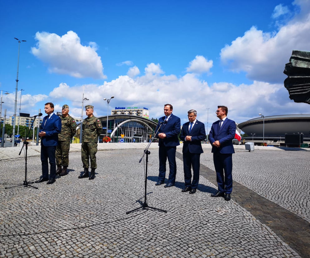 Mariusz Błaszczak w Katowicach. Minister zapowiedział wielką defiladę wojsk w Katowicach
