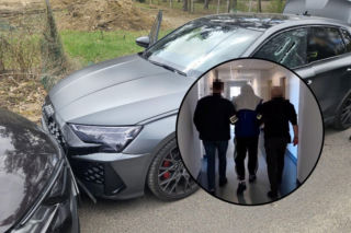 Duża akcja policji pod Warszawą. Przejęli dziesiątki tysięcy i prawie 50 kg narkotyków