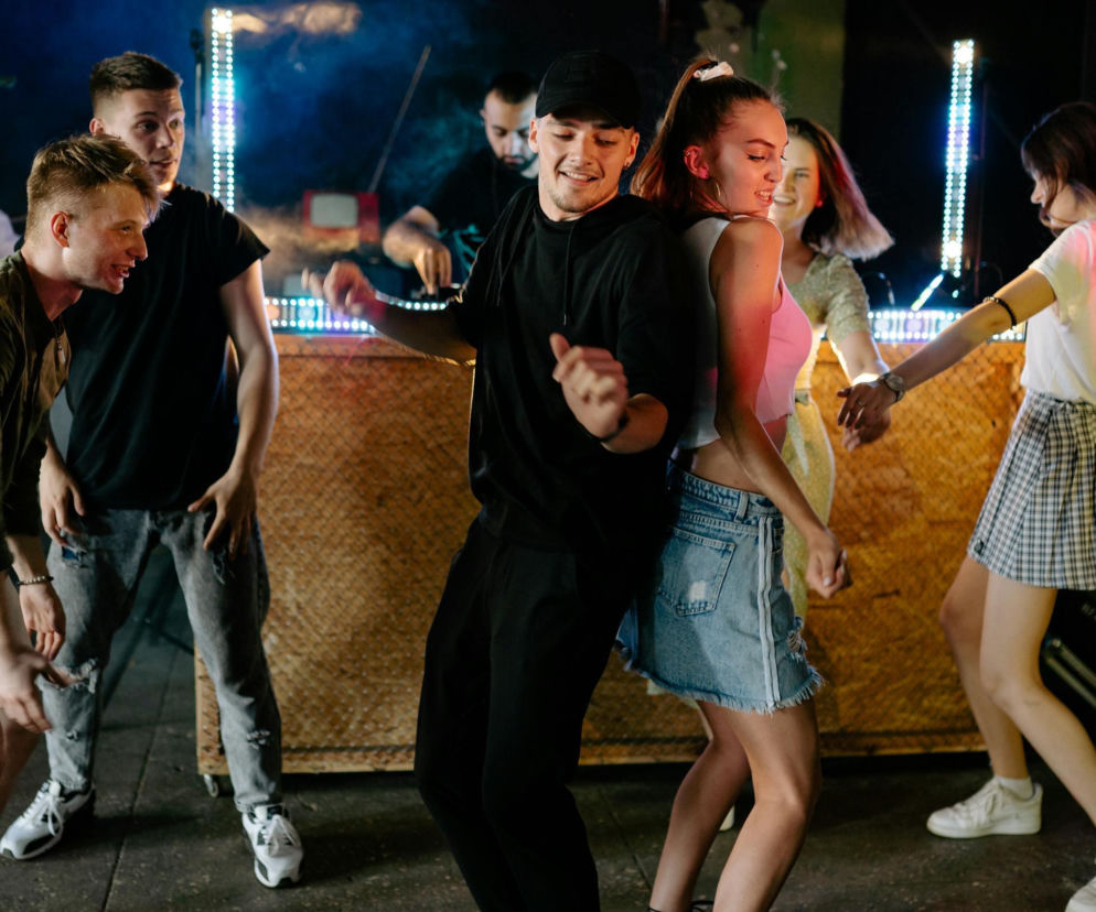 ESKA Hity na Czasie – playlista, która rozkręci każdą chwilę