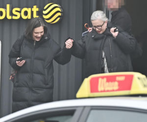 Krystyna Janda kurzy w aucie