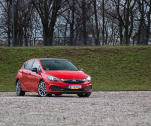 Opel Astra 1.6 Turbo 200 KM M6 Elite