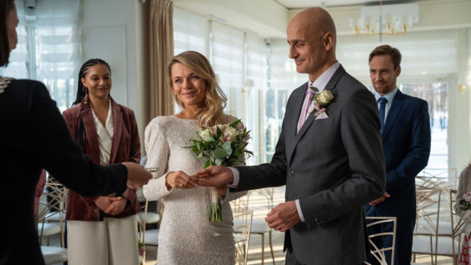 Na dobre i na złe odc. 988. Agata Woźnicka (Emilia Komarnicka), Rafał Konica (Robert Koszucki)