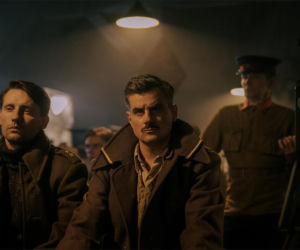 W roli głównej Jakub Gierszał, w obsadzie m.in. Aidan Gillen, Paul Freeman, Julia Pietrucha, Wojciech Mecwaldowski, Anna Próchniak, Mateusz Kościukiewicz, Antoni Pawlicki oraz Tomasz Kot.