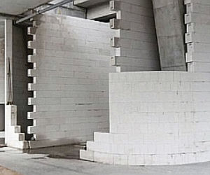 Na budowę Allianz Areny zużyto 27 000 mkw. bloczków YTONG 