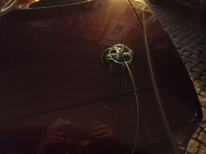 Świąteczny Zlot Amerykańskich Samochodów na Rynku w Lesznie