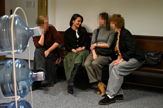 Katarzyna Wajda i Mateusz Wajda w sądzie