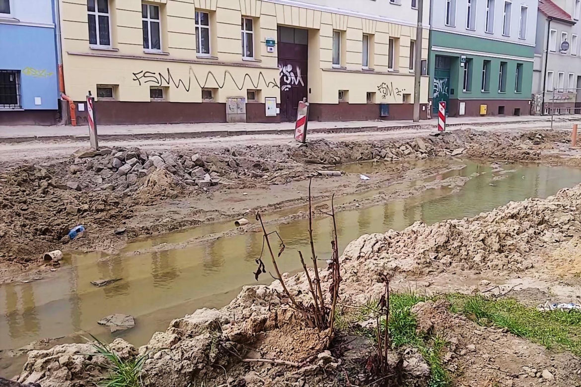 Przebudowa al. Powstańców Wlkp.