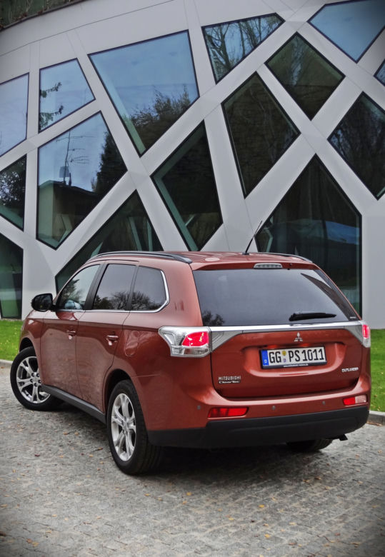 Nowe Mitsubishi Outlander 2013
