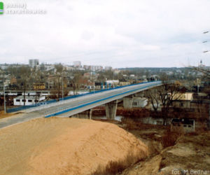 Budowa wiaduktu na trasie N-S Starachowice/ Luty 1999