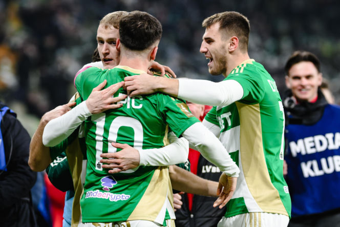 Lechia Gdańsk - Górnik Zabrze, zdjęcia kibiców i zawodników z meczu 18, kolejki PKO BP Ekstraklasy