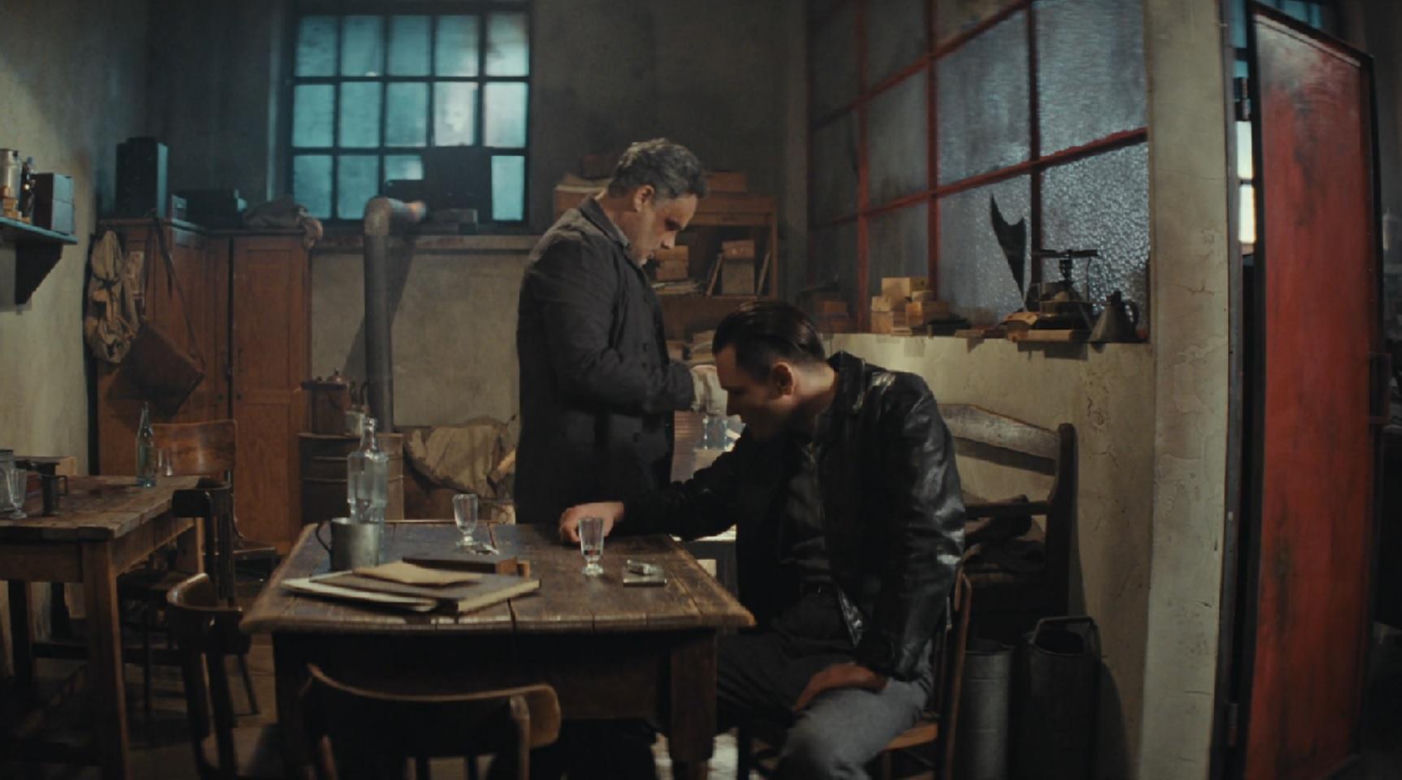 Zatoka szpiegów 2, odcinek 12. Redliński (Jan Wieczorkowski), Franz (Bartosz Gelner)