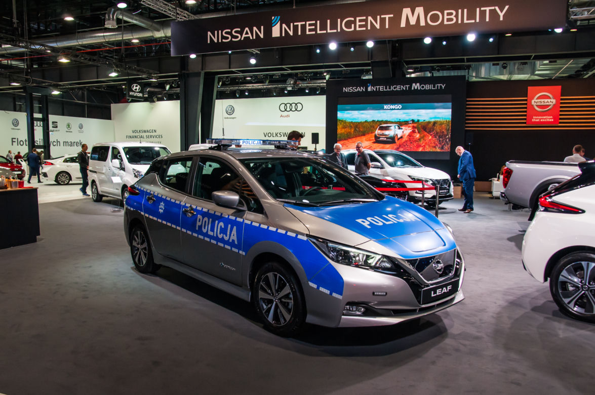 Nissan LEAF, elektryczny radiowóz