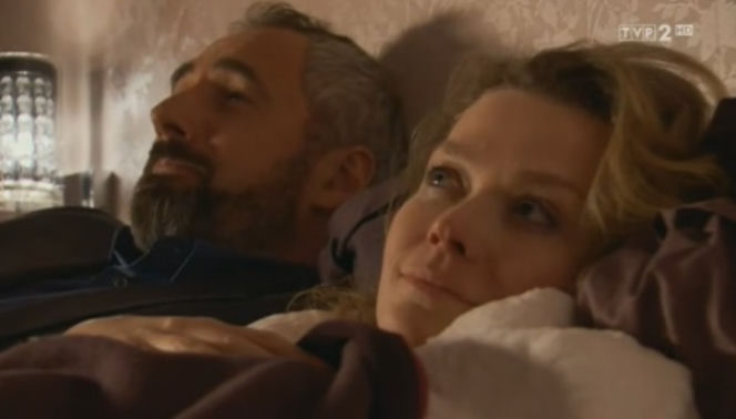 M jak miłość odc. 1058. Anna (Tamara Arciuch), Adam Werner (Jacek Kopczyński)