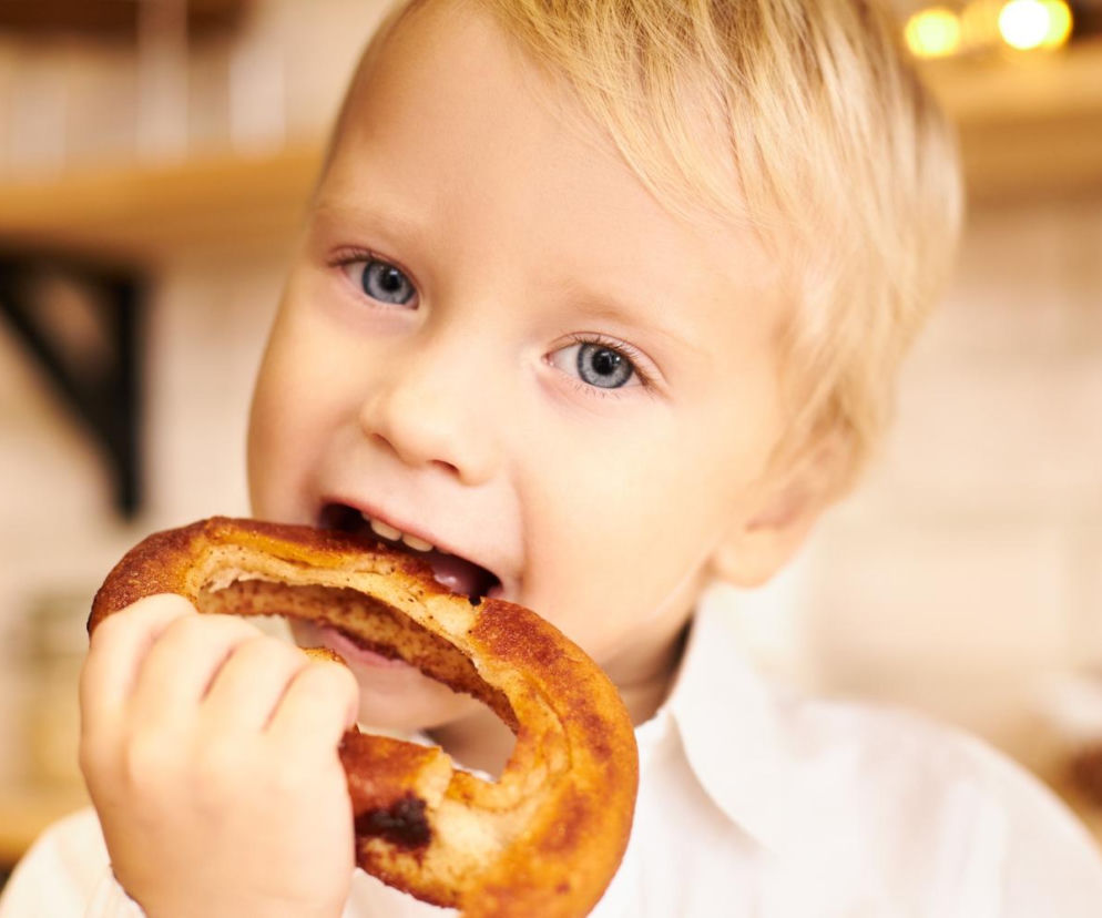 Pieczywo w diecie dziecka. Od kiedy można podawać chleb?