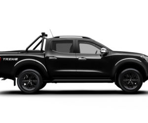 Nissan Navara Trek-1 