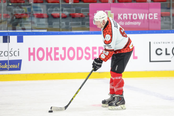 Mecz hokejowy Reprezentacji Artystów Polskich i Przedsiębiorców