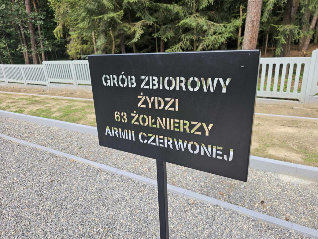 Żydzi zamordowani z Rodzina Ulmów spoczęli w Jagielle 
