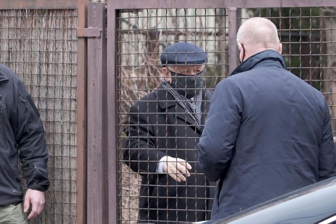 Tak Jarosław Kaczyński świętował niedzielę palmową w pandemii. Zaskakujące, ile wiązanek miał w rękach