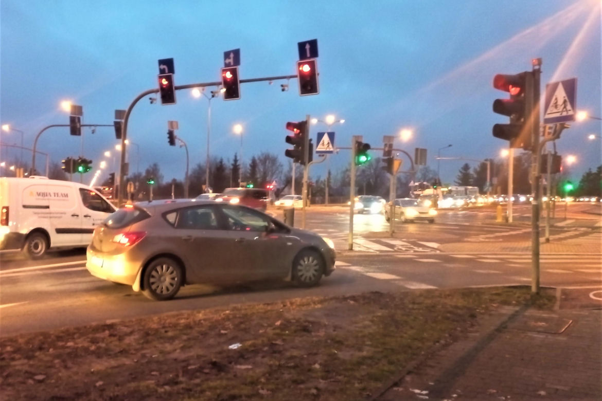 Kamery wyłapią kierowców przejeżdżających na czerwonym świetle