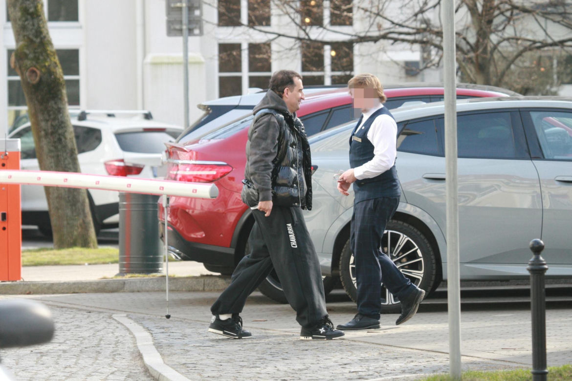 Michał Koterski z dziewczyną na spacerze