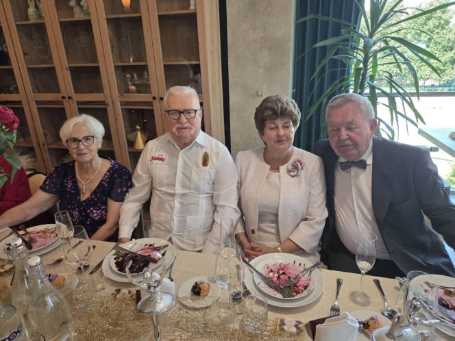 Lech Wałęsa pochwalił się na małżonką