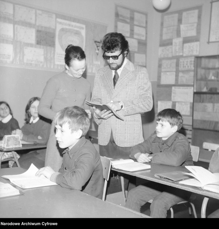 QUIZ PRL. Uczniowie w PRL. Czy pamiętasz lata szkolne? Komplet punktów zdobędą tylko Ci, którzy dorastali w Polsce Ludowej