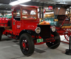 Muzeum motoryzacji Heritage Park Historical Village w Calgary