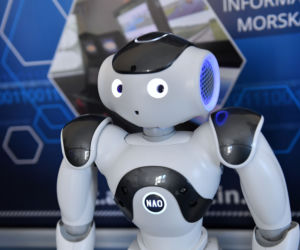 Prezentacja czterech nowych robotów humanoidalnych na Wydziale Informatyki i Telekomunikacji Akademii Morskiej w Szczecinie