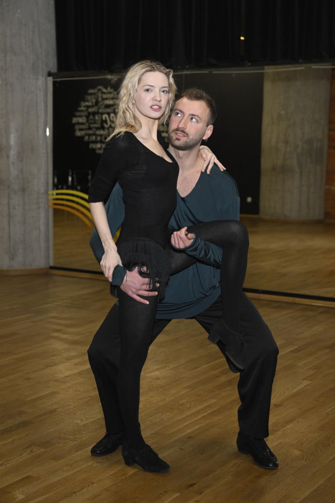 Kulesza uczy Gałązkę tańczyć