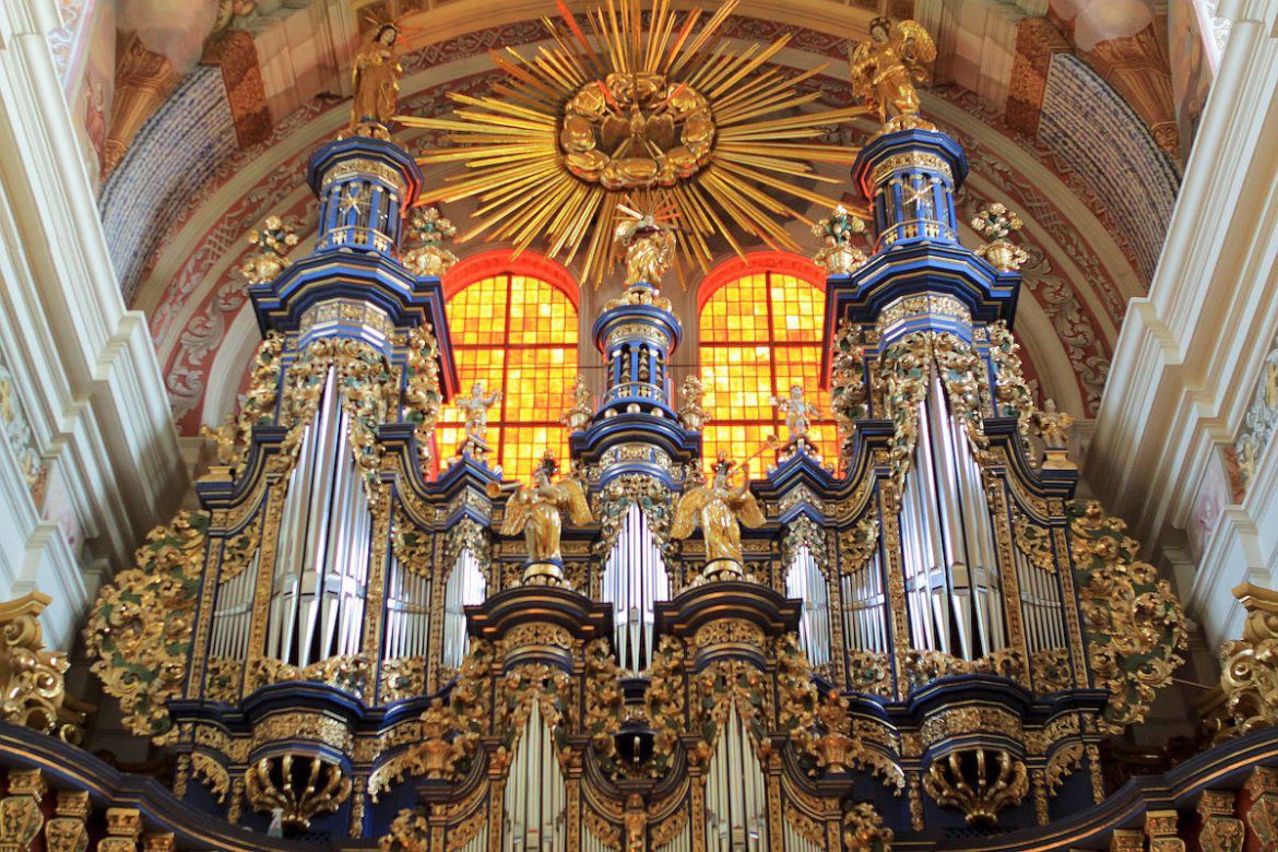   Święta Lipka – barokowe sanktuarium z ruchomymi organami