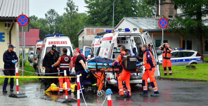 Podczas gwałtownej nawałnicy w Tatrach zginęło 5 osób, a 157 zostało rannych