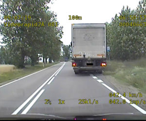 DK 19. Rozpędzona ciężarówka zjechała na przeciwległy pas. Tak dochodzi do tragedii