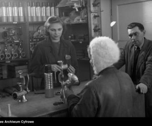 Sklep wielobranżowy Powszechny Dom Towarowy