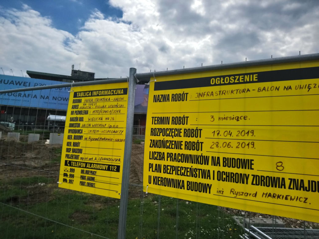 Kraków: Plaża przy Forum znika bezpowrotnie