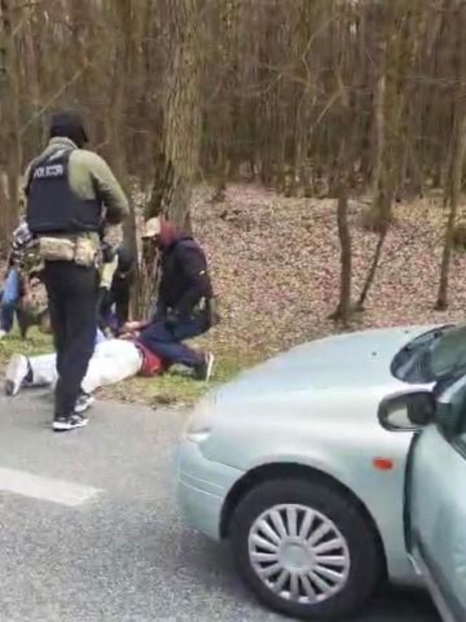 Zatrzymanie handlarza bronią i narkotykami