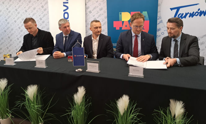 Podpisanie umowy na remont ul. Lwowskiej w Tarnowie