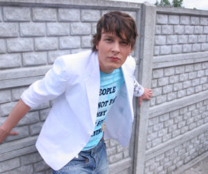 Sławek Uniatowski - Leszek z M jak miłość - w programie Idol 4 sezon, 2005 rok.