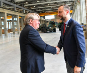 Kosiniak-Kamysz był dziś zakładach w Rosomak S.A. w Siemianowicach Śląskich