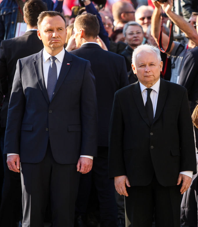 Wojna Dudy z Kaczyńskim