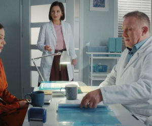 M jak miłość odc. 1921. Joanna (Dominika Sakowicz), Artur Rogowski (Robert Moskwa), Agnes (Amanda Mincewicz)