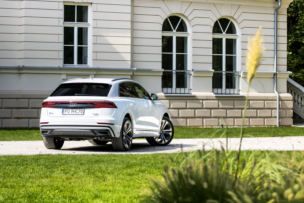 Audi Q8 50 TDI quattro tiptronic 
