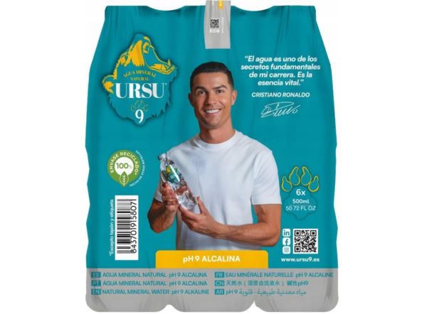 Woda klasy premium. Tyle trzeba dać za butelkę z twarzą Ronaldo
